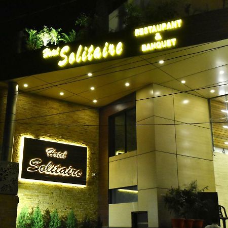 Hotel Solitaire Chinhat Eksteriør billede